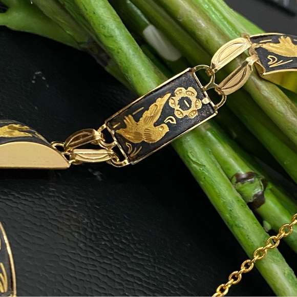 Vintage Damascene Gold-tone Enameled Birds & Flowers Link 8” Bracelet 16.3g - Picture 10 of 15